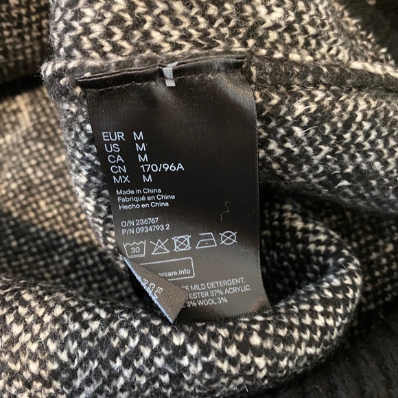 KANGOL x H&M Black and White Knit Sweater Size Medium BRAND NEW IN BAG w/tags! - Picture 9 of 12